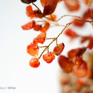 Red Carnelian Tree of Life – Crystal Gemstone Tree – Healing Energy Decor – Root Chakra Tree – Spiritual Gift – Feng Shui Home Decor